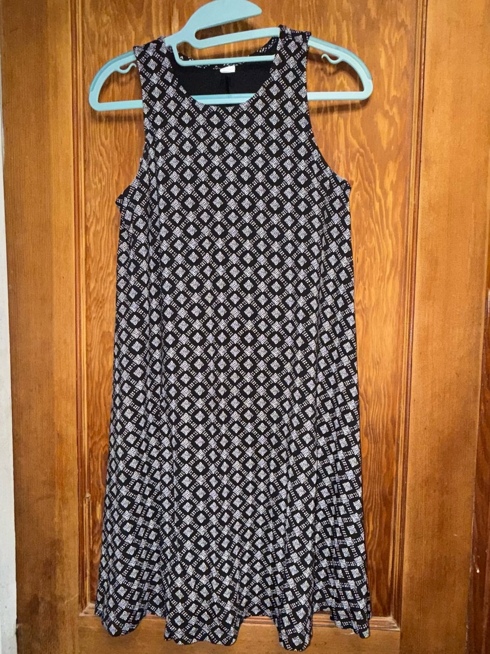 Old Navy Black & White Geometric Sleeveless Fully Lined Swing Dress